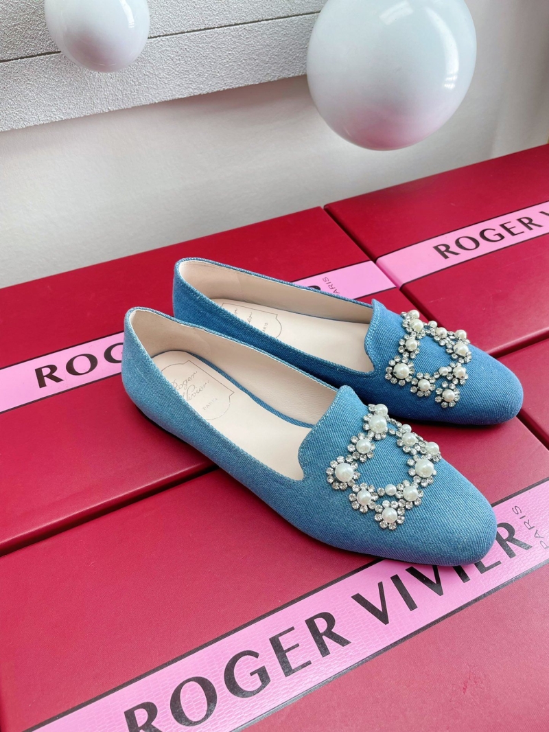 Roger Vivier Flat Shoes